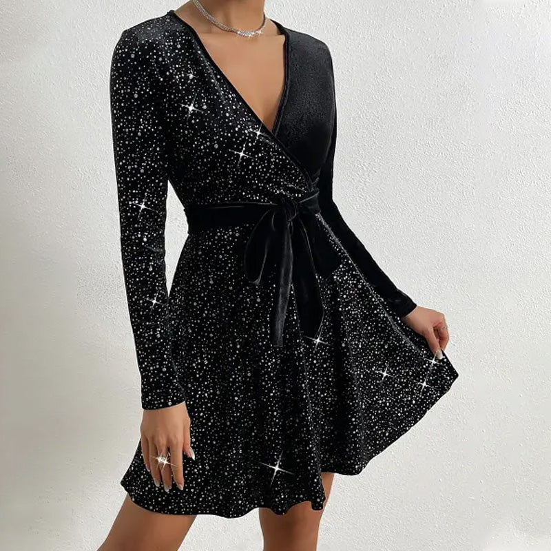 💖Sequin ruha mélyen dekoltált nyakkivágással