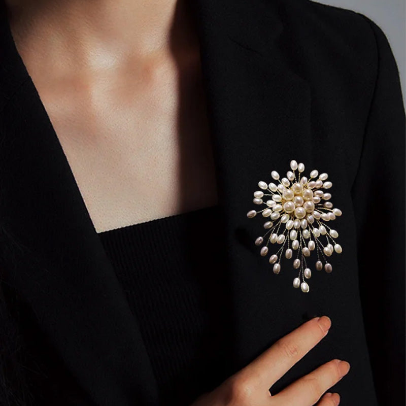 🎄【Karácsonyi karnevál】✨Ladies 'high-end kiváló kézzel készített kézzel készített gyöngy bross