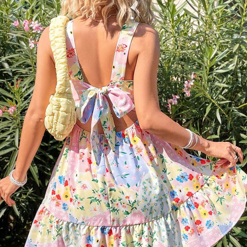 🌸 A romantika virágzik! Virágmintás ujjatlan miniszoknya a nyári eleganciáért 👗