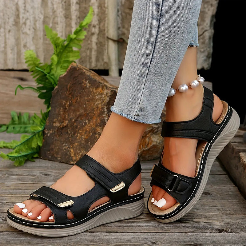 👡Női divatos kivágott platform ékszandálok【EU 35-43】